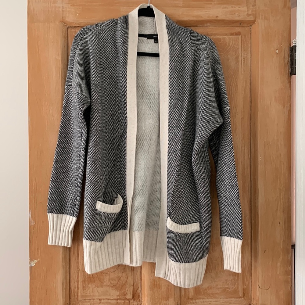 Aritzia heavy knit long cardigan with cream trim and two pockets